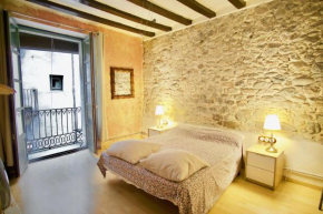 Гостиница La Lleona Apartment  Жирона